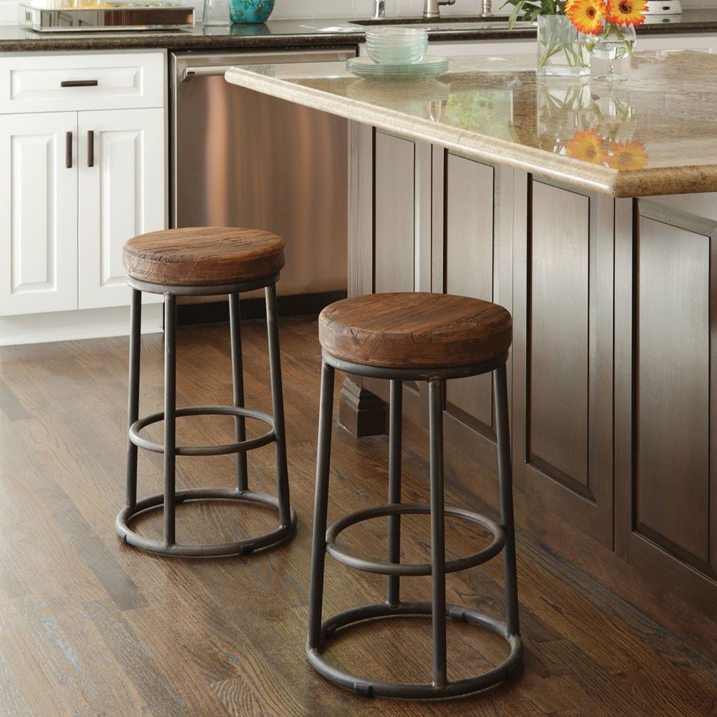 Барные стулья для кухни с характером